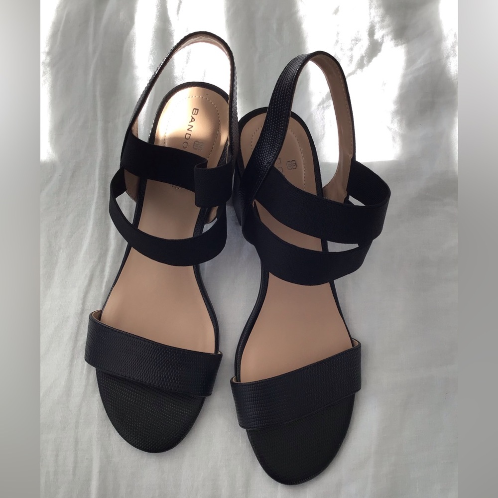 NWOT Bandolino heel sandals 7.5 women
